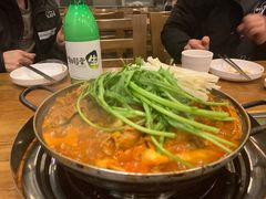 -喇喇排骨火锅·传统韩式脊骨汤(望京西园总店)