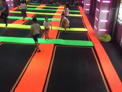 -酷跳蹦床主题公园(万胜广场店)