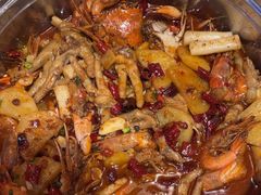 -一只虾·小龙虾·烧烤·肉蟹煲(同泰时代广场店)
