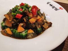 -龙少爷碳火干锅(环球中心店)