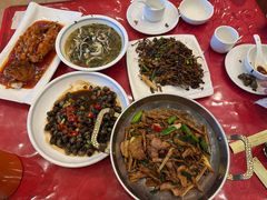 -侬佳蒸菜馆(听潮店)
