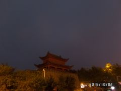 -巴陵广场