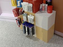 -YONEX苗江运动城(源深店)