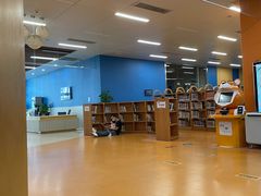 -厦门市图书馆(集美新城馆区)