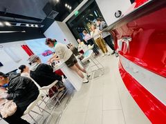 -TESLA 特斯拉(上海太古汇体验店)