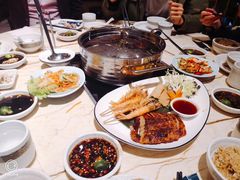-椰子营·椰子鸡火锅(万象里店)