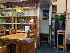 露天位-圆满素食林饭店(河西店)