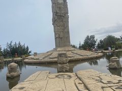 -亚龙湾中心广场