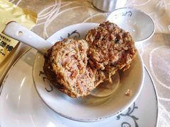 蟹黄狮子头-鸿运酒楼