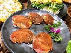 秘制梅花肉-喝丢一只鞋·东北烤肉·烧烤·铜火锅(江宁店)