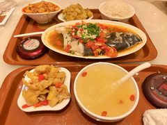 -白金汉爵大酒店-24小时餐厅
