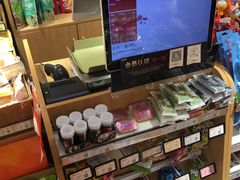 零售区-来伊份(登云路店)