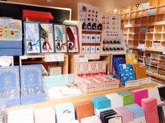 -猫的天空之城概念书店(苏州诚品店)