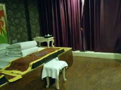 -蓝天逸境足浴会所