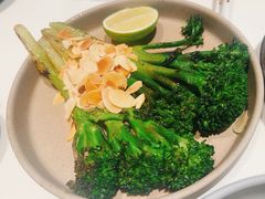 烤西兰花菜苔-胡麻(静安嘉里店)