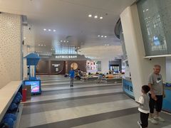 -冰纷万象滑冰场(深圳万象城店)