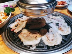 -唯成•韩国炭火烤肉 유성고기
