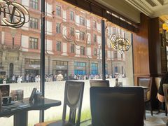 -上海和平饭店维克多咖啡厅 Victor's