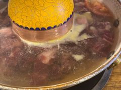 -毛辣果·贵州红酸汤牛肉火锅(西单店)