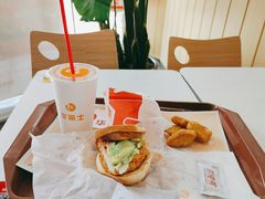 -华莱士·炸鸡汉堡(红枫广场店)