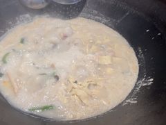 -陈大锅·岳阳鱼馆·地道岳阳菜(美食街店)