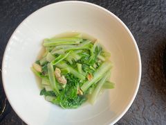 -鱼鲜饭香·招牌汽锅剁椒鱼头王