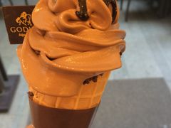 巧克力软冰淇淋-GODIVA(港汇恒隆广场)