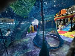 -反弹蹦床公园·亲子乐园·团建·派对(尚品奥莱店)