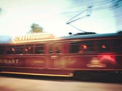 android_upload_pic-电车餐厅