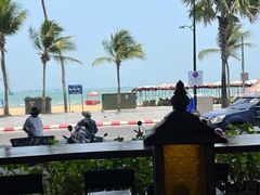 -Green Tree Rest. & Pub