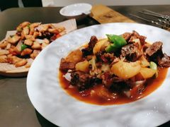沙湾大盘鸡-西域盛宴烧烤新疆菜清真餐厅(古美店)