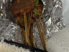 -哈尔滨小酒馆·鲜肉现穿自助烧烤(康新花园店)