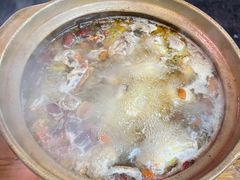 -威邵鸡煲(西华路总店)