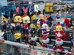 -泡泡玛特POPMART(侨福芳草地店)