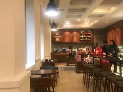 大堂-星巴克臻选(广州沙面店)