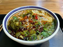 -云阿蛮云南生烫牛肉米线(奉贤路店)