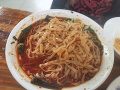 -中和裴氏蹄花(府河路店)
