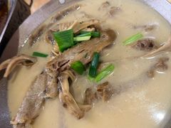 -红泥美食坊(良安路店)