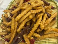 -江城燕子大排档(江汉路步行街店)