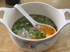 羊肉汤-金诚张妈妈羊汤·驴肉火烧(旧宫佳和园店)