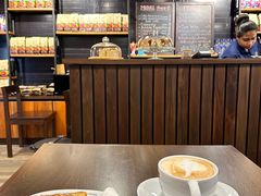 -班达拉奈克国际机场