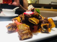 -万重锦·人文川菜馆(骡马市店)