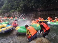 -雅鲁激流探险漂流