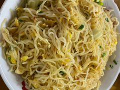 炒米粉-赣虔满头大汗烧烤(总店)