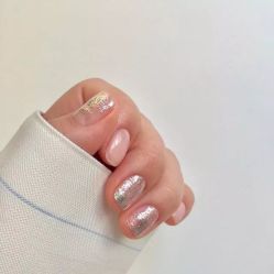 -悦指间美甲美睫