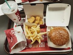 香辣鸡腿堡汉堡套餐-肯德基(龙之梦购物中心店)