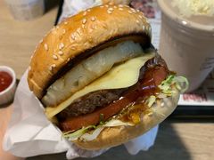 -The Habit Burger Grill 哈比特汉堡(复兴soho店)