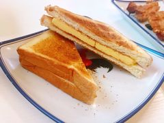 冰火鲜奶多士-食运茶餐厅(文化宫店)