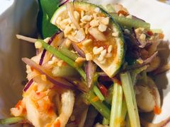 柠檬酸辣无骨凤爪-帕蓝·暹罗料理(曲阳店)