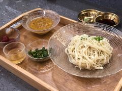 蟹粉葱油拌面-HIHE Bistro·Oyster Bar(华熙live店)